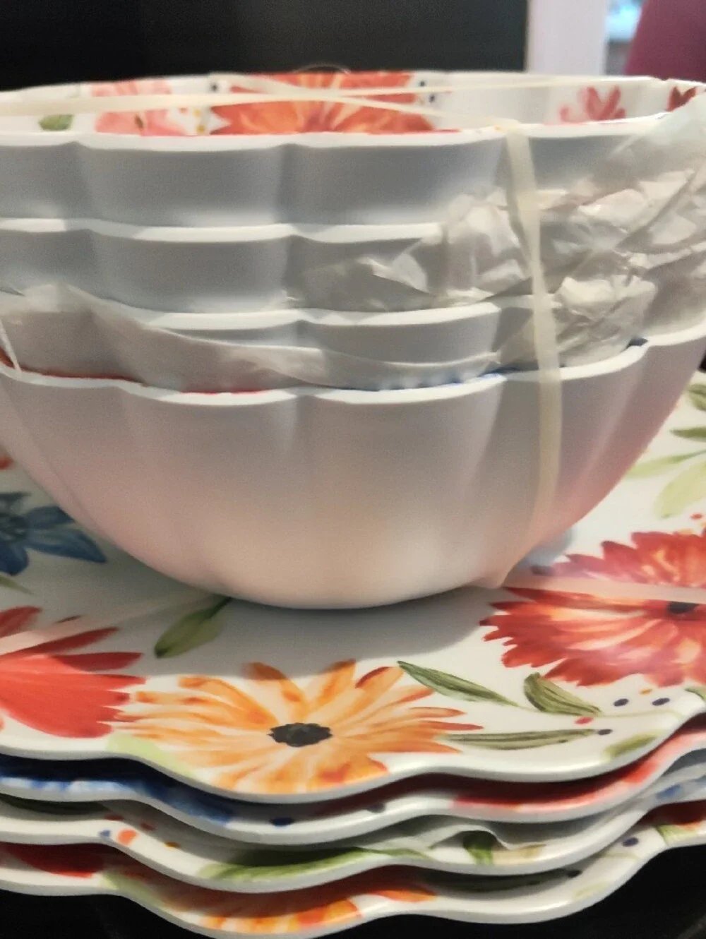 Floral Scalloped White  Serving Bowls and Plates Set - White/Multicolor